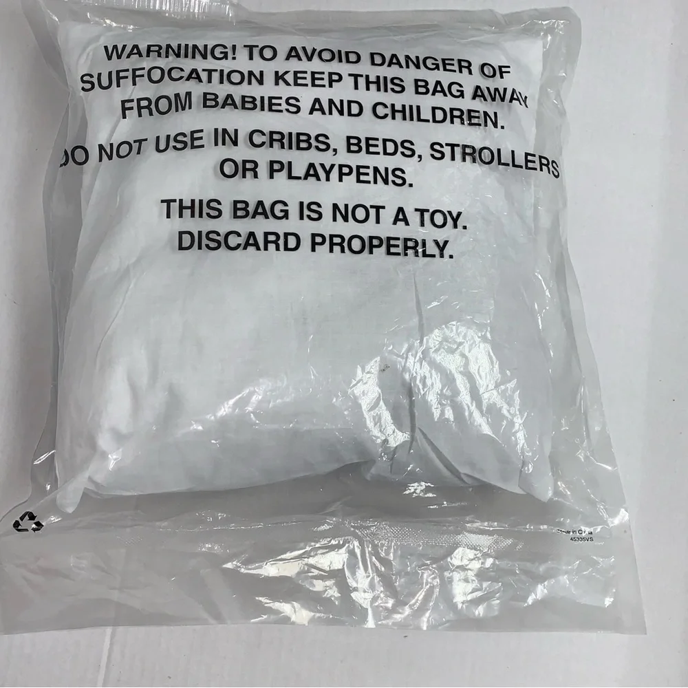 50TH ANNIVERSARY BILLY MILLS CHRISTMAS PILLOW 2014 10